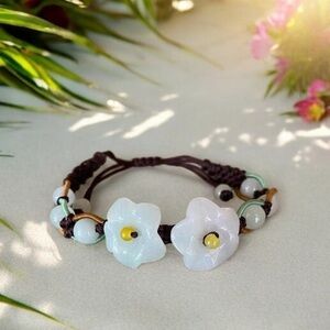 Natural Jadeite‎ Jade Feicui White Flower Dark Brown String Bracelet Jewelry